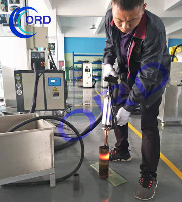 좋은 가격 케이블 40M 휴대용 유도 가열 기계 415V 휴대용 산업용 유도 히터 온라인으로