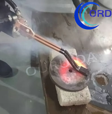 좋은 가격 금속 스탬프 세트의 끝을위한 빠르고 정확한 자동 인덕션 앙일링 장비 온라인으로