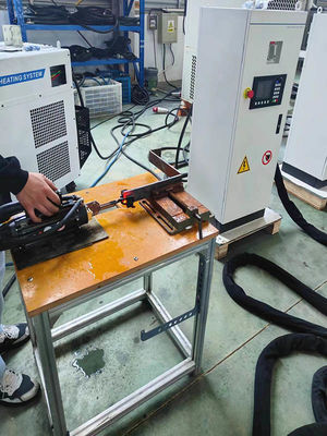 고속 인덕션 수축 적합 난방 기계 빠른 난방을위한 디지털 제어 시스템