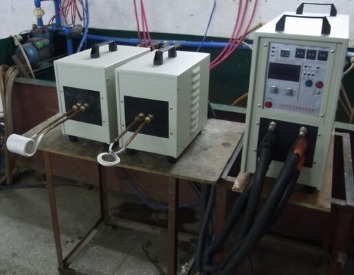 좋은 가격 HF-25KW 고주파 유도 가열기 (100% 듀티 사이클, 30-80kHz 주파수, CE 인증) 온라인으로
